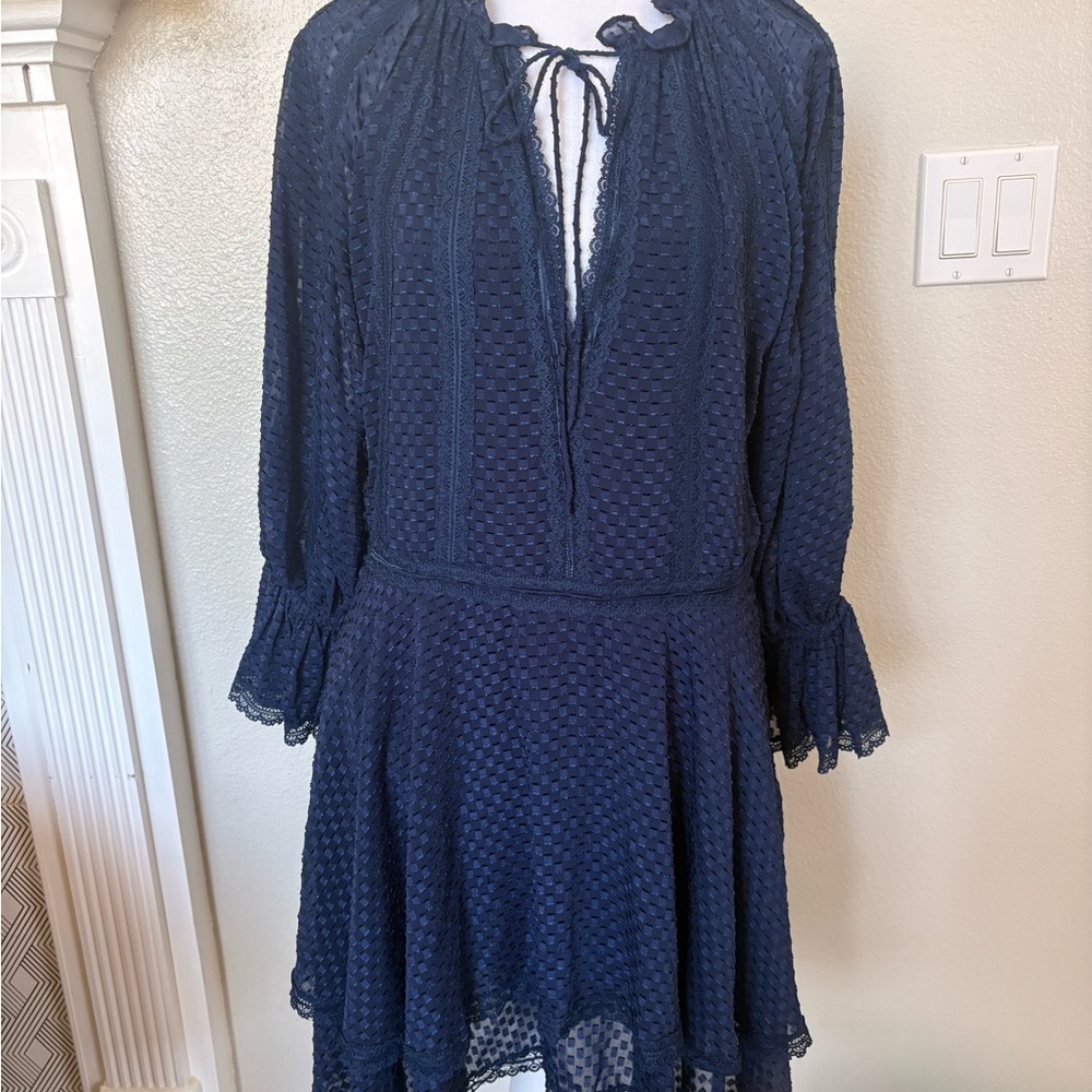 Alice + Olivia Navy Long Sleeve Dress
